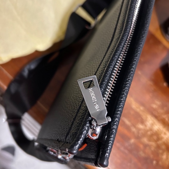 Duffle Bag - Picture 4 of 16